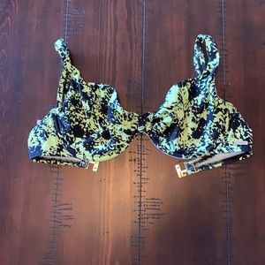 Sun seeker bikini top